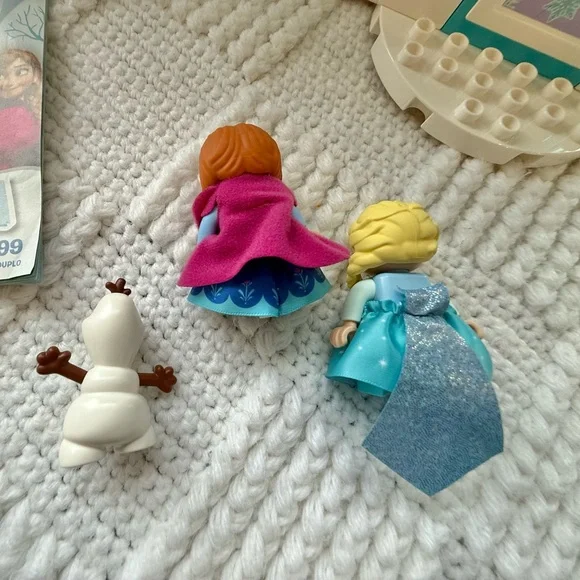 LEGO DUPLO Disney Princess Frozen Ice Castle 10899 Building Toy with Light Brick - Picture 6 of 10